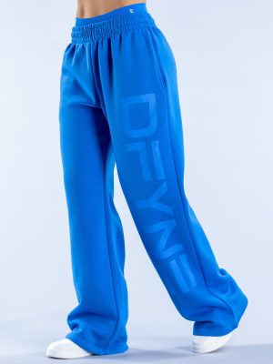 Signature Wide Leg Jogger