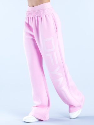 Signature Wide Leg Jogger